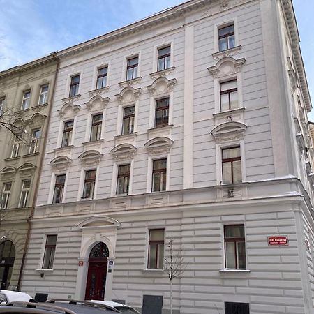 Apartment Jana Masaryka Prága Kültér fotó